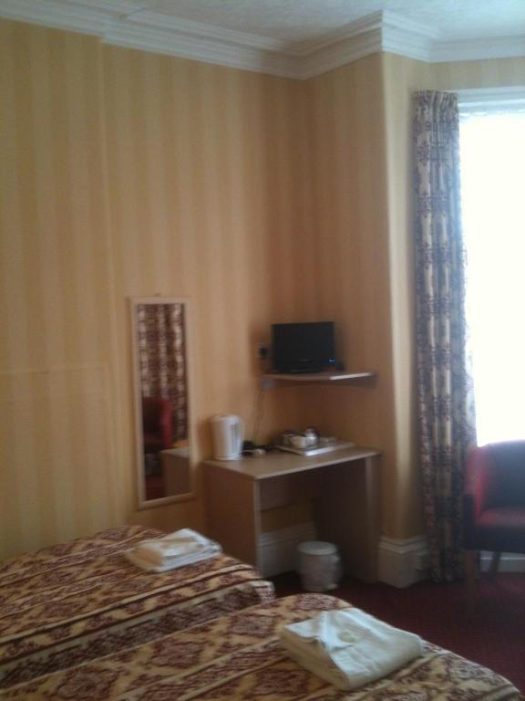 Grand Ash Hotel Llandudno Room photo