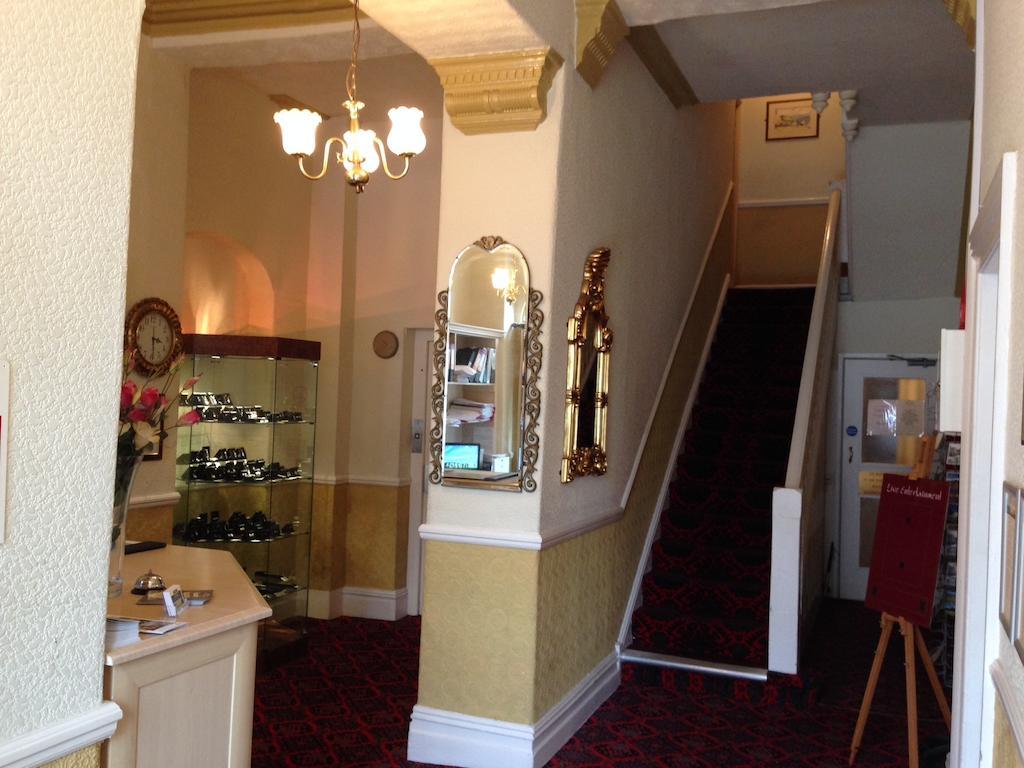 Grand Ash Hotel Llandudno Exterior photo